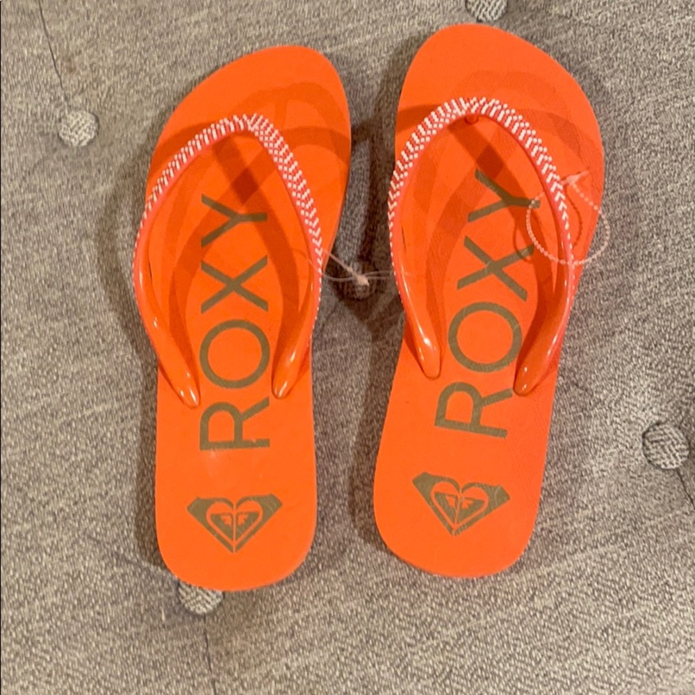 Roxy  orange Crush sandals Size 8 NEW